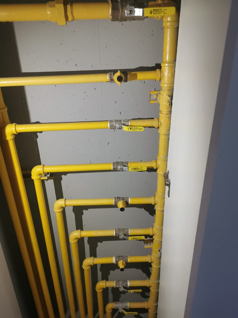 Reparación de líneas de gas